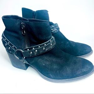 Crown Vintage. Black suede leather moto booties